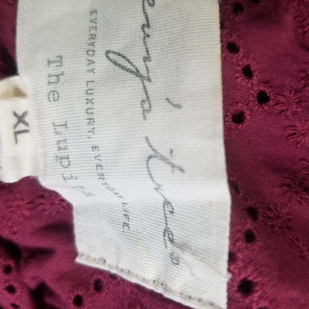 Evy's Tree The Lupita Plum High Neck Embroideredd Eyelet Top - Picture 11 of 12